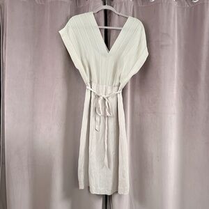 COPY - Diane Von Furstenberg Flutter Sleeve 100% Silk dress